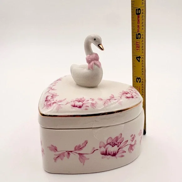 Heart Shaped Ceramic Trinket Box Swan Figurine Pink Floral Gold Trim Cottagecore - Picture 7 of 8